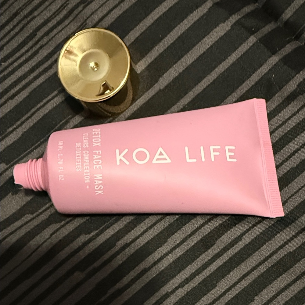 KOA Life Pink Detox Face Mask